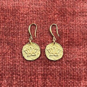 New GOLD LOTUS FLOWER Earrings 🪷
